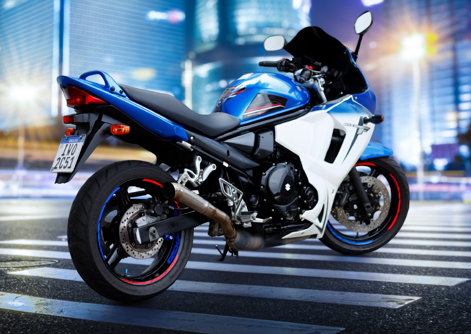 Suzuki GSX 650F 2016 - foto 1